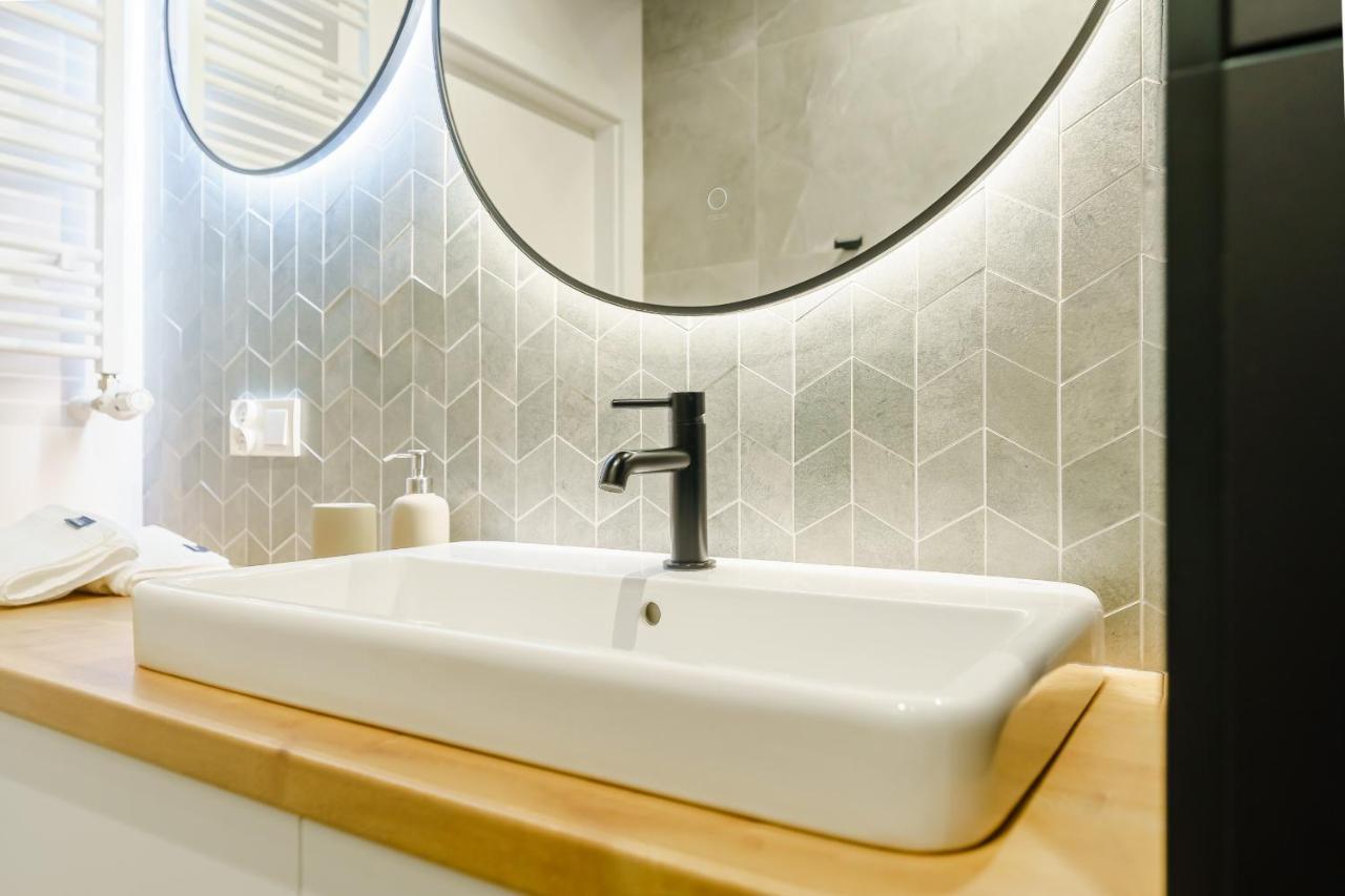 Apartment Lighthouse - Sauna & Fitness & Jacuzzi - Baltic Marina